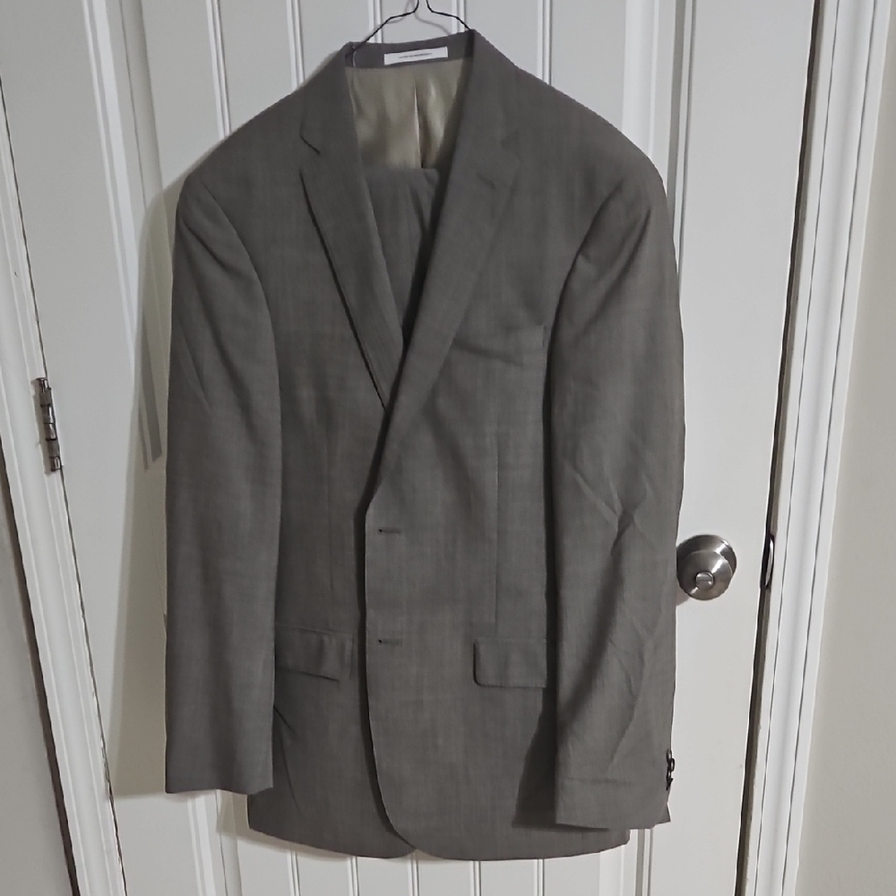 Murano Charcoal Men's Suit